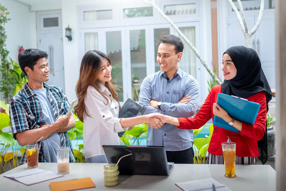 Checklist Evaluasi Vendor Outsourcing Sebelum Menandatangani Kontrak