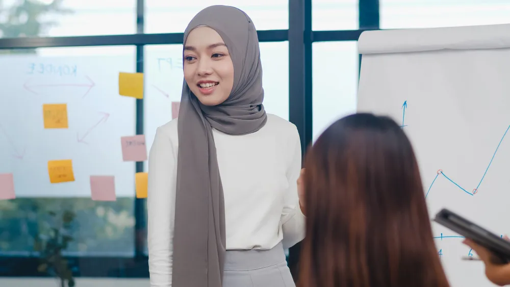 Mitos dan Fakta Tentang Outsourcing di Indonesia