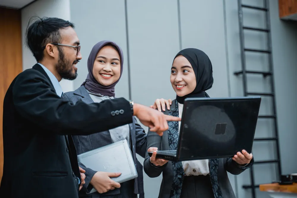 Mengapa Perusahaan Besar Menggunakan Outsourcing? Panduan Strategis Manajemen SDM
